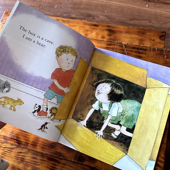 Vintage 1997 Scholastic A Box Can Be Many Things Paperback Book - Picture 4 of 8